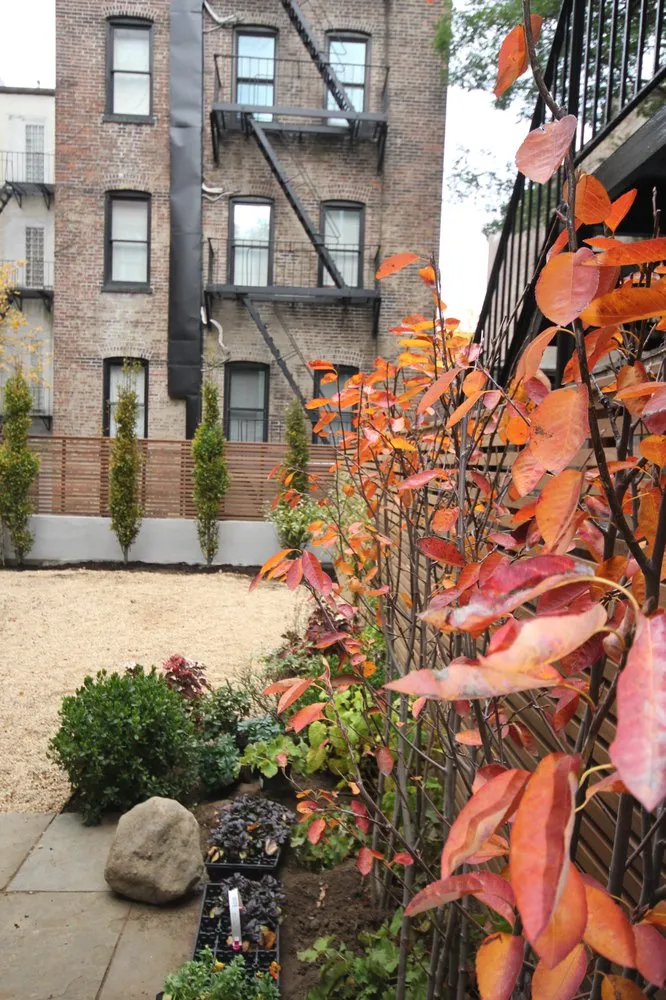 Local outdoor landscaping experts serving Brooklyn, NY - Flo's Gardens