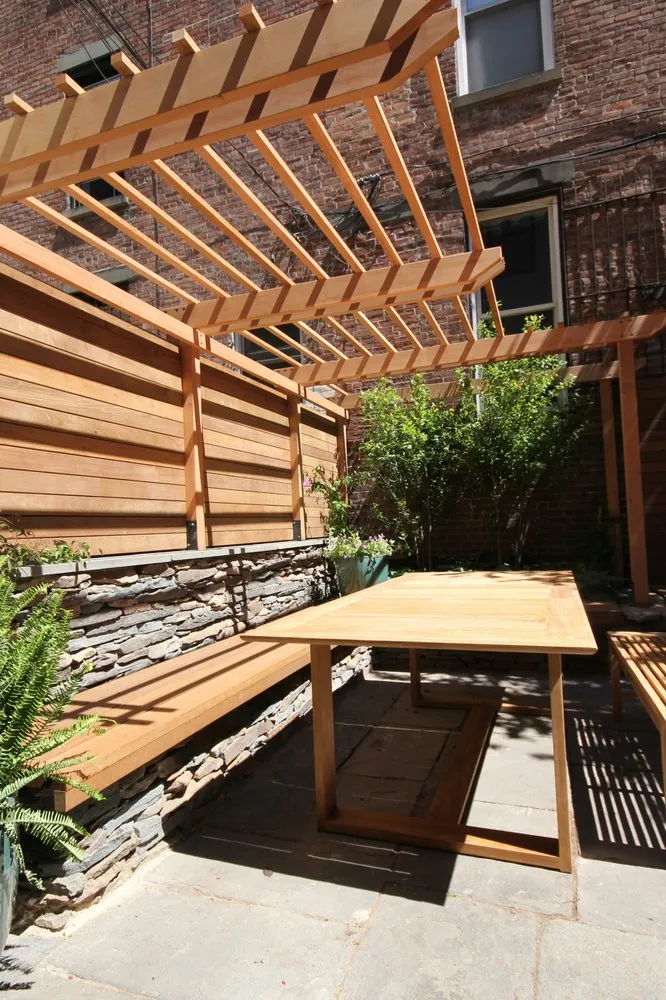 Expert residential landscaping experts serving Brooklyn, NY - Flo's Gardens