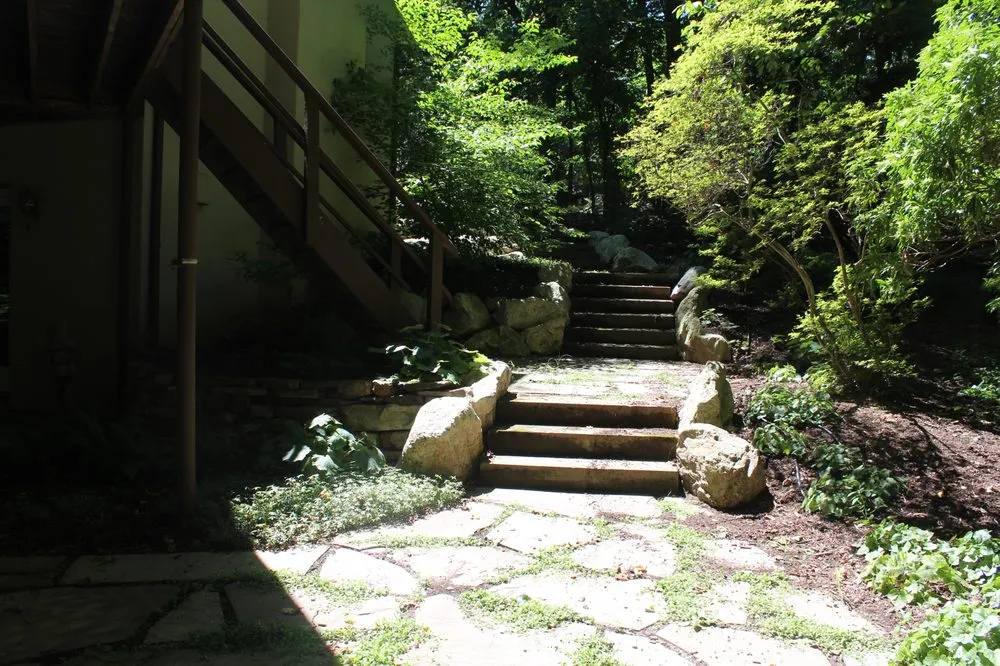 Reliable garden landscaping for beautiful yards in Phoenixville, PA by Flourishing Landscapes