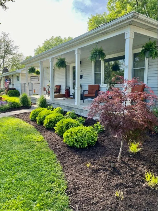 Trusted landscape installation in Dundee, MI - Flower landscaping