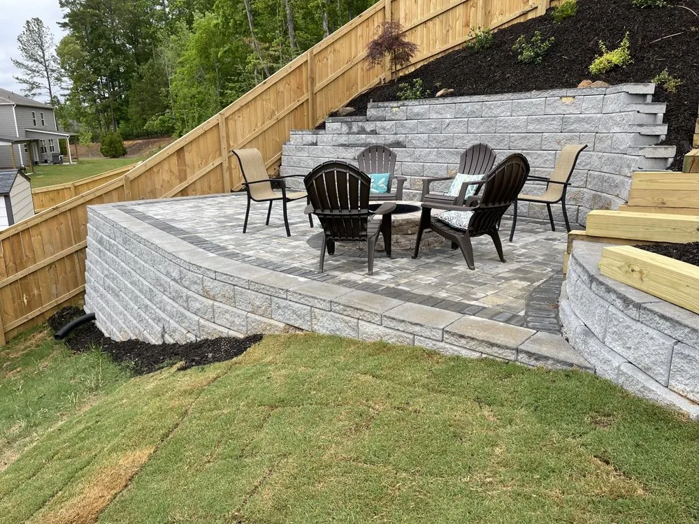 Reliable lawn care service in Atlanta, GA - Flowerbed Creations