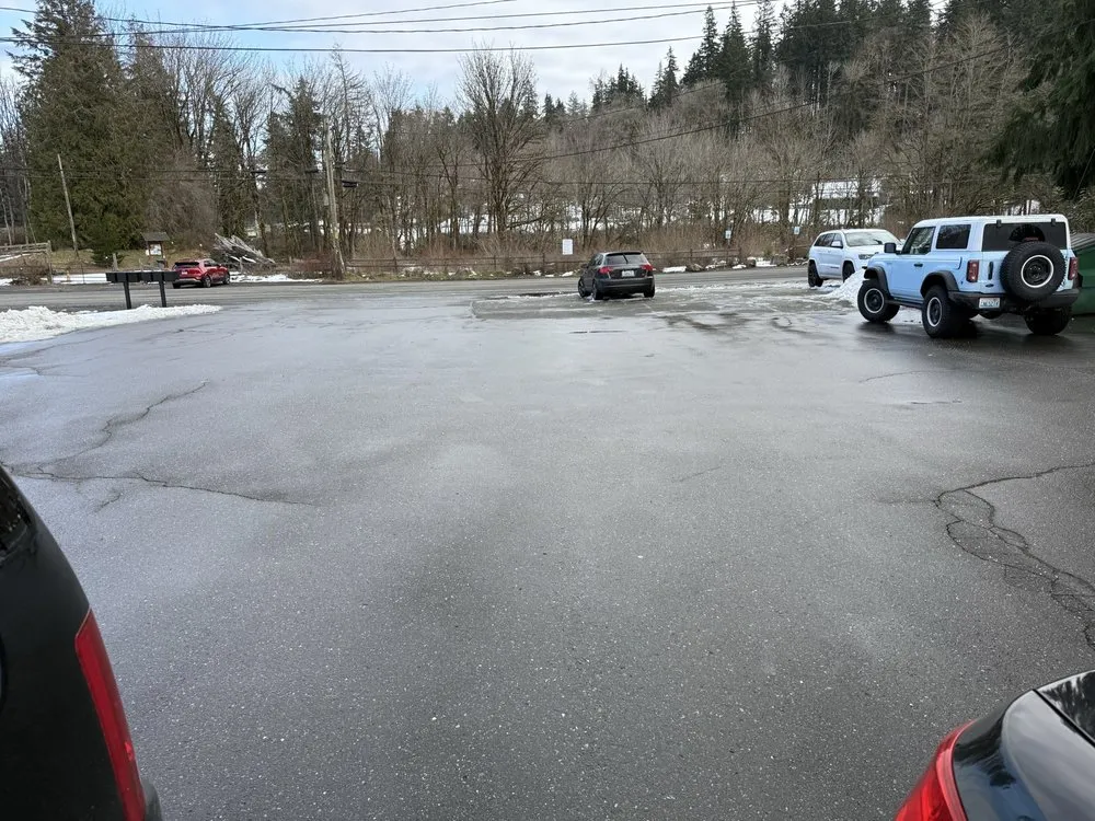 Custom lawn mowing service in Bremerton, WA by Flowers And Colors Landscaping