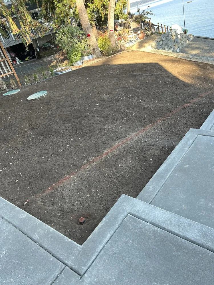 Reliable garden landscaping with custom design in Bremerton, WA by Flowers And Colors Landscaping