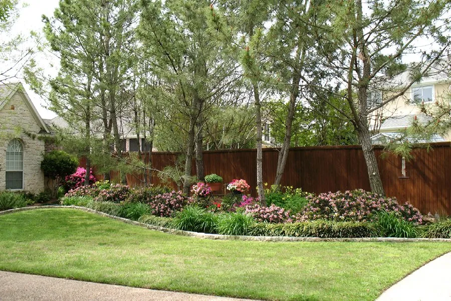 Professional outdoor landscaping in Wylie, TX - Flowers' Gardens & Landscapes