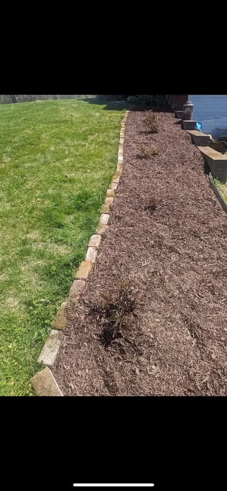 Professional lawn care service near you in Eagleville, TN by Flowers Landscaping