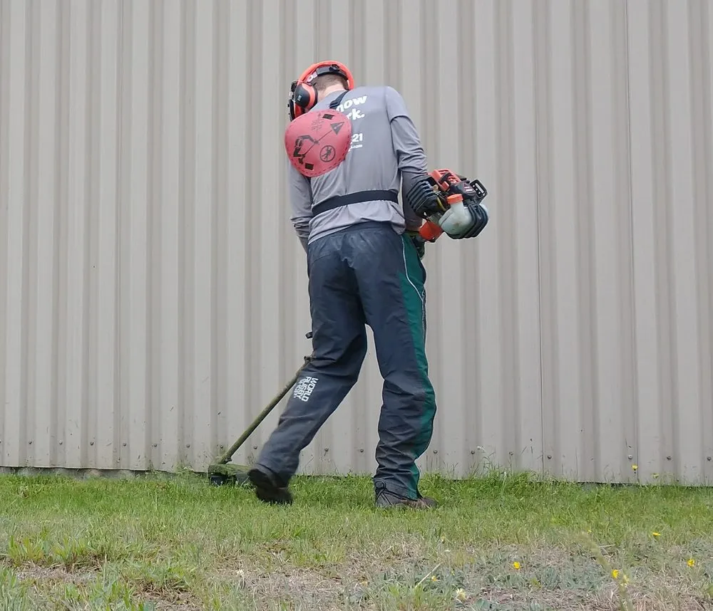 Custom lawn care service experts serving New Gloucester, ME - Flowscape Property Services