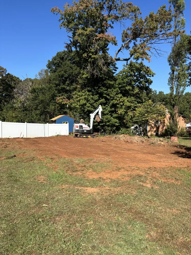 Trusted garden landscaping experts serving Rustburg, VA - Floyd Property Management