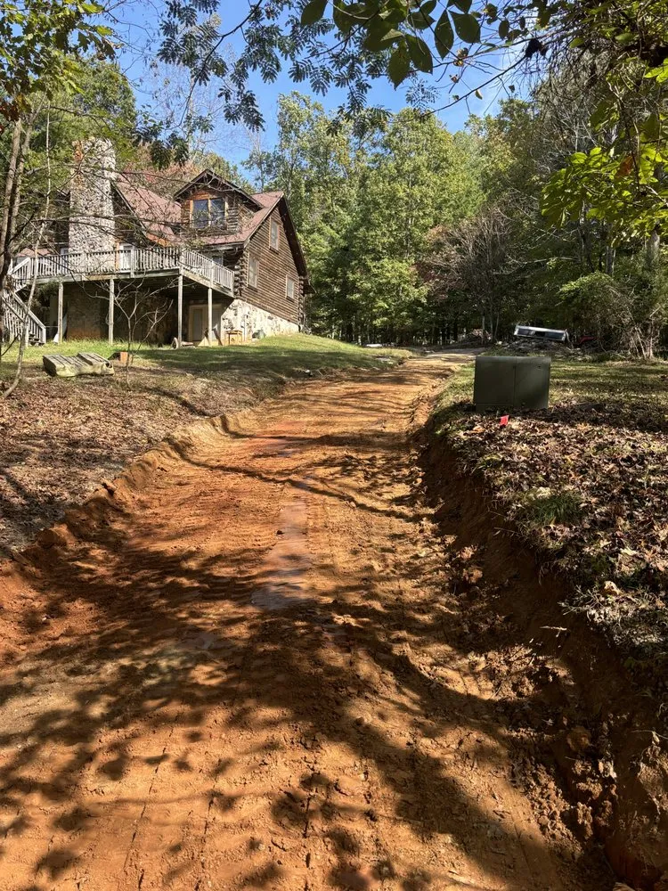 Top-rated garden landscaping in Rustburg, VA by Floyd Property Management