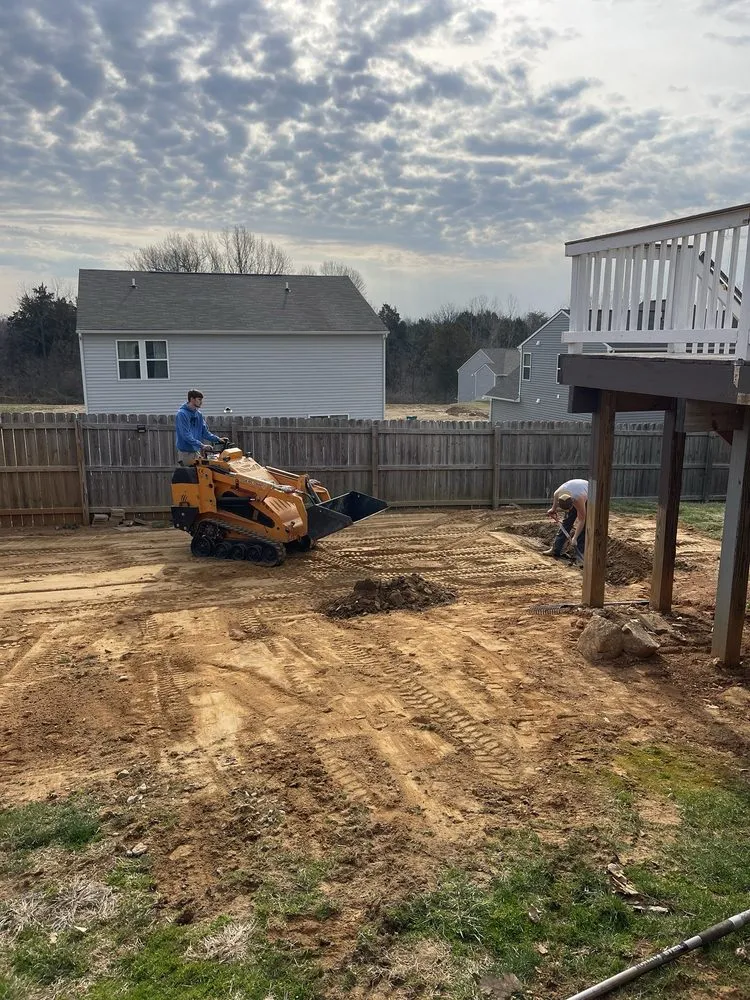 Local residential landscaping experts serving Shepherdsville, KY - Floyd’s Lawn Care