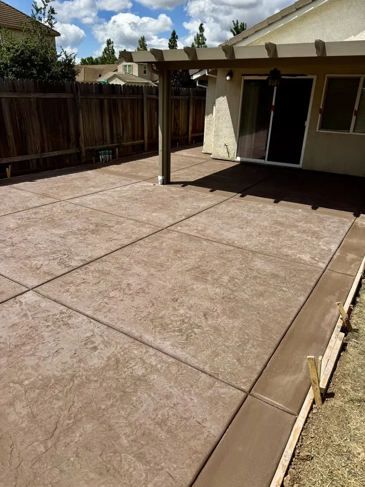 Top-rated landscape design for year-round maintenance across Stockton, CA - Fluorescent Landscapes