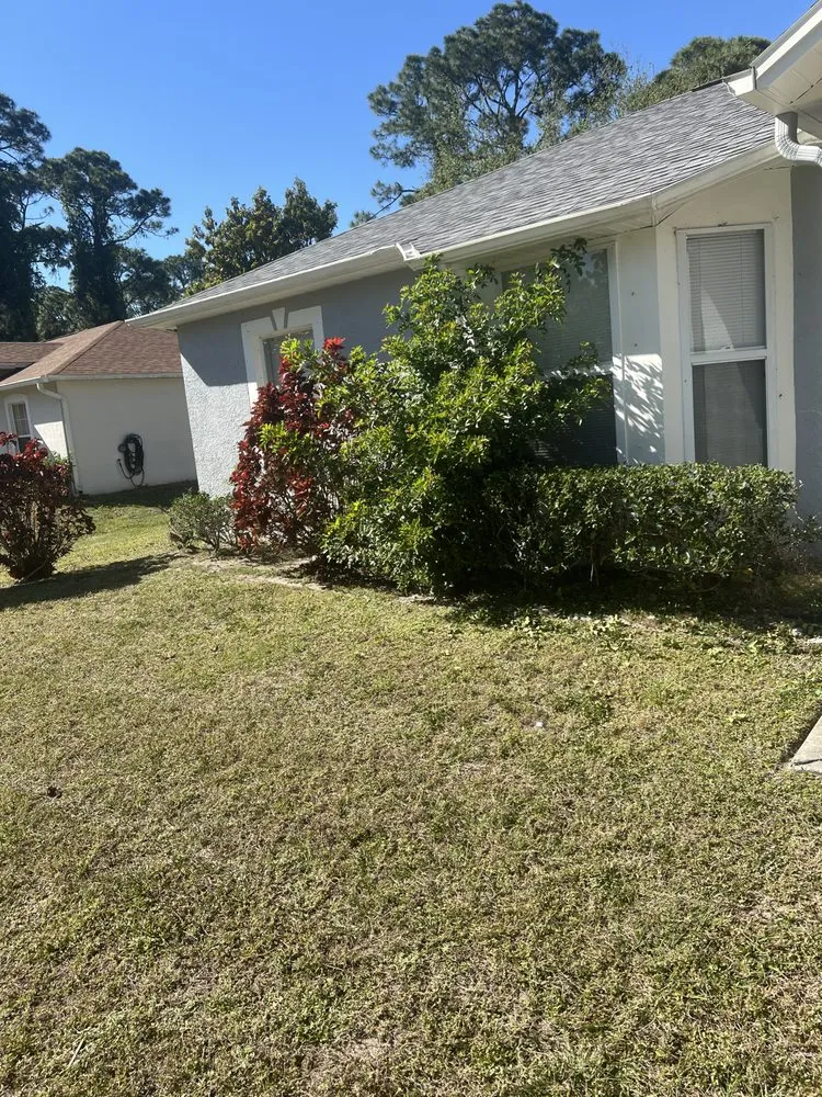 Local lawn care service near you across Palm Bay, FL - Fluorescent Lawn Care