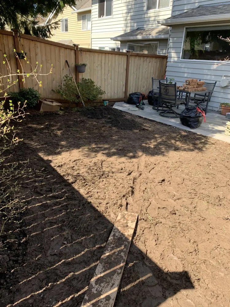 Local lawn care service for homes in Everett, WA by FM Landscaping