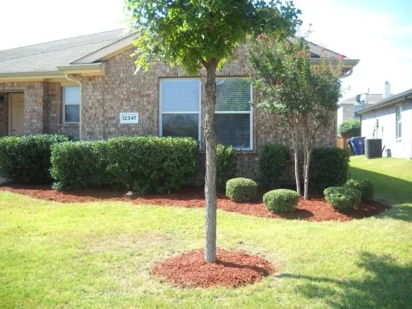 Trusted residential landscaping with custom design across Lubbock, TX - FM Lawncare