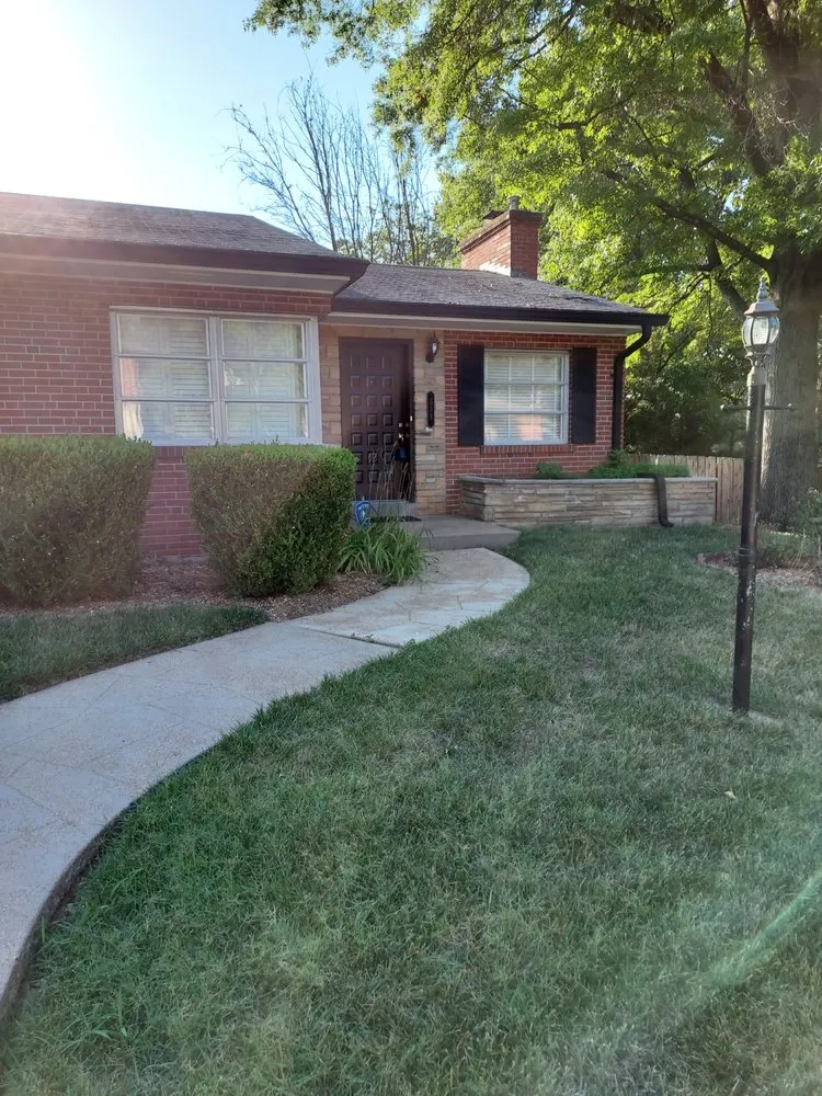 Custom residential landscaping for outdoor upgrades across Glen Carbon, IL - FMS