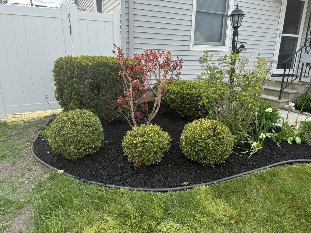 Custom outdoor landscaping for homes across Salem, WI - FNS Tree And Landscaping