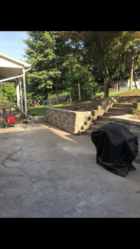 Professional garden landscaping experts serving Olyphant, PA - Focal Contracting