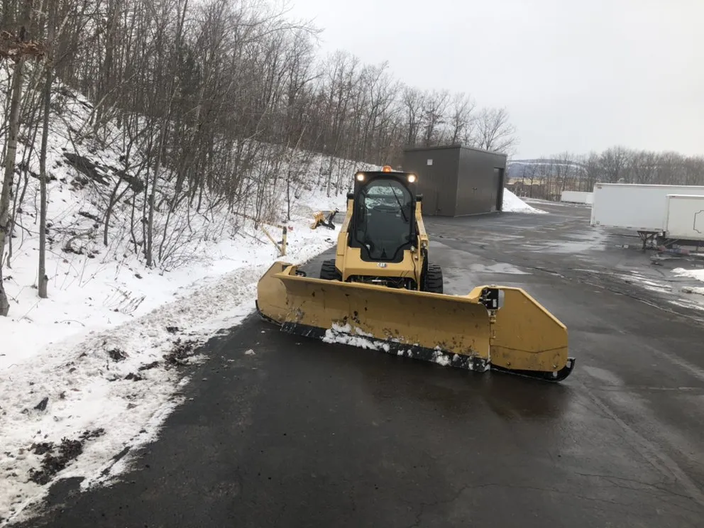 Affordable yard cleanup service in Olyphant, PA - Focal Contracting