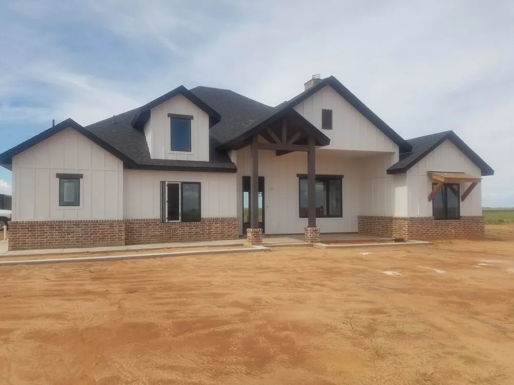 Expert lawn care service in Lubbock, TX - Foley Does It