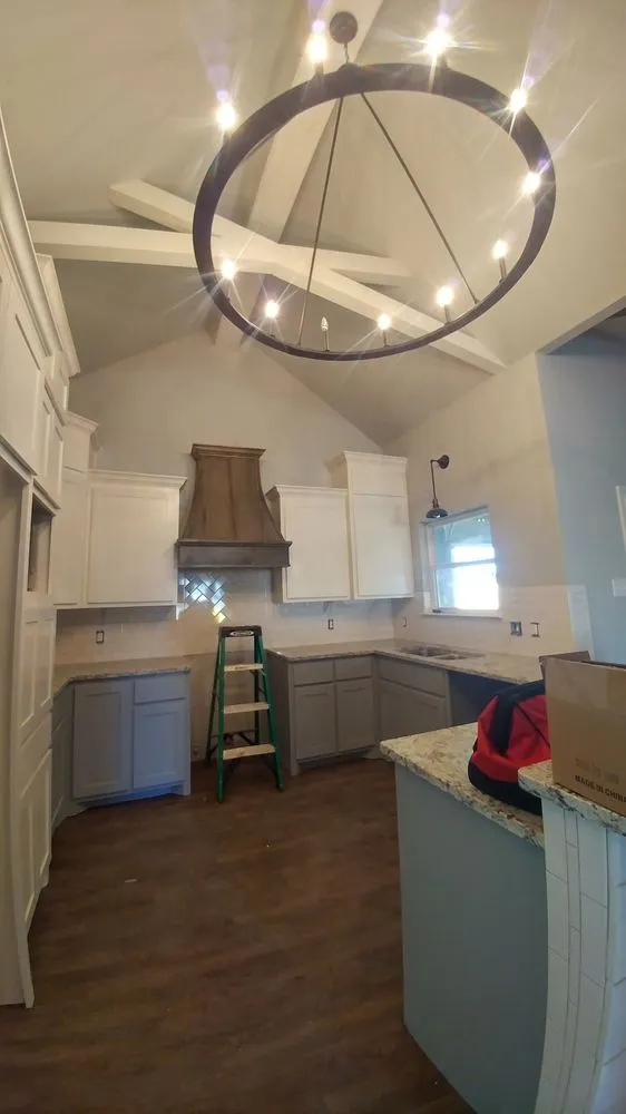 Top-rated yard cleanup service for homes in Lubbock, TX by Foley Does It