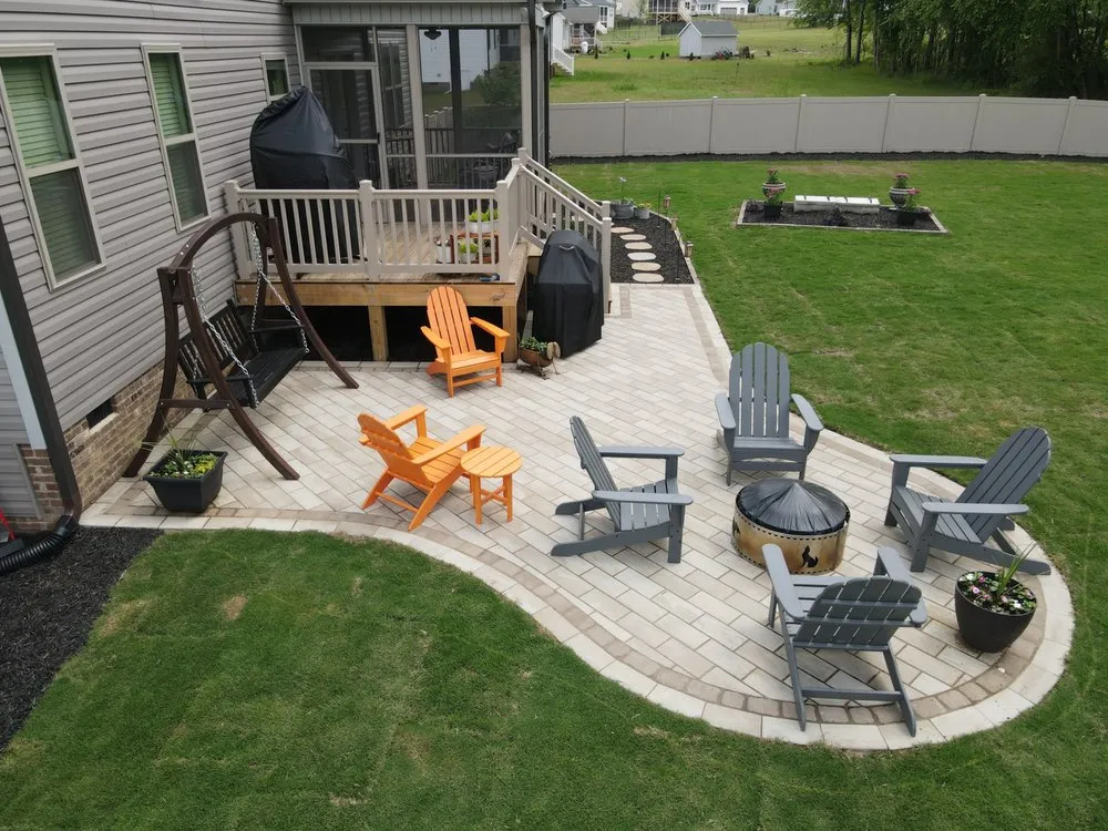 Reliable lawn care service in Raleigh, NC - Folksy Custom Landscapes