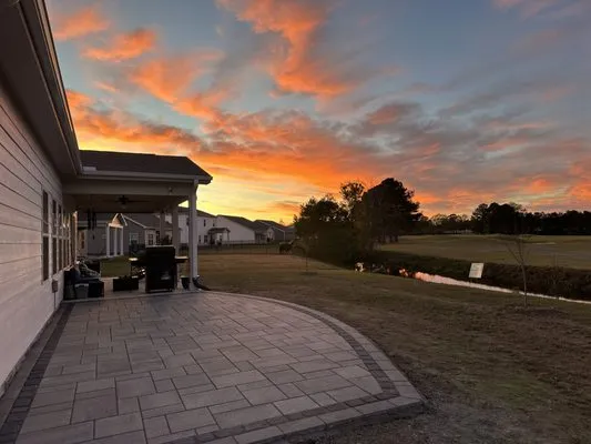 Folksy Custom Landscapes Logo