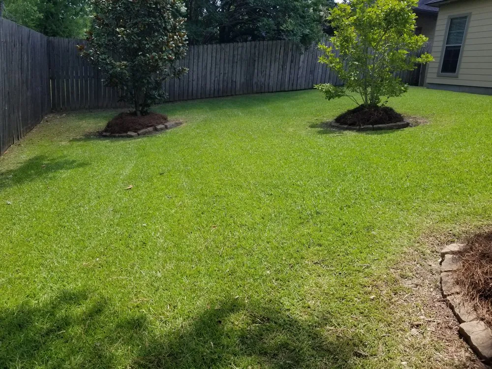Top-rated landscape design for year-round maintenance in Baton Rouge, LA by Follins Lawn Care
