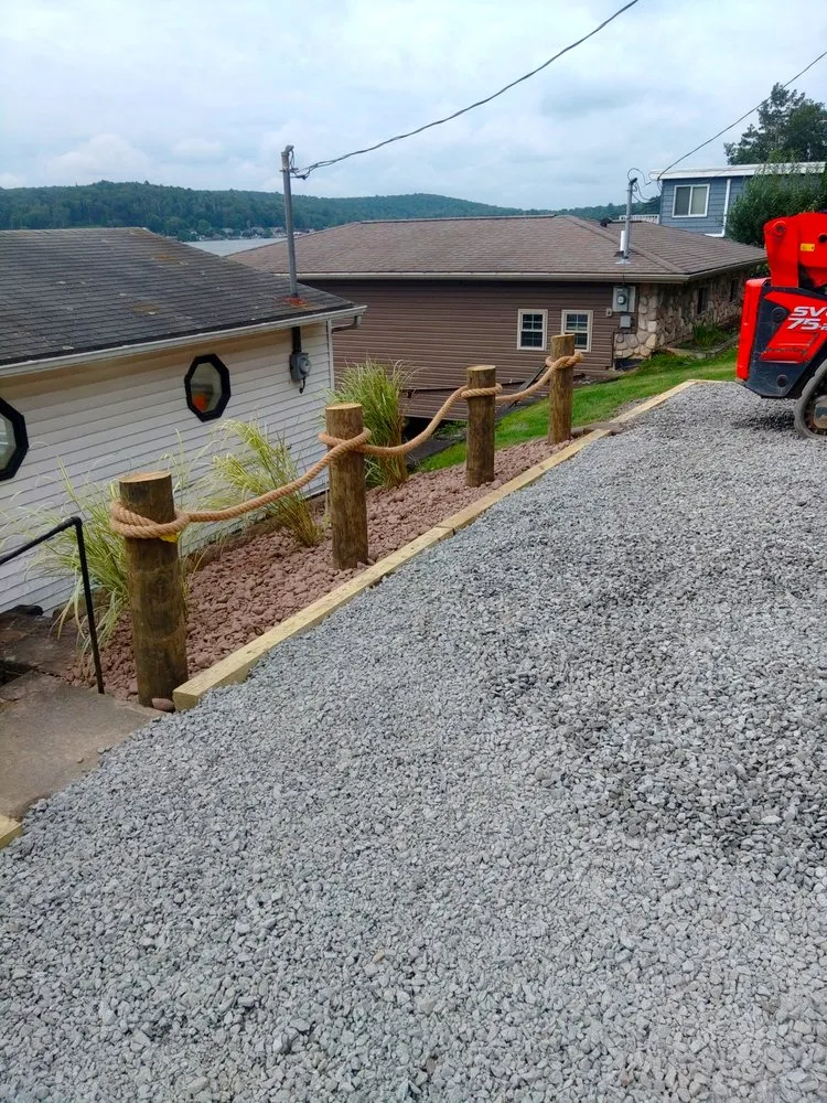 Professional residential landscaping experts serving Kingston, PA - Foltz Landscaping