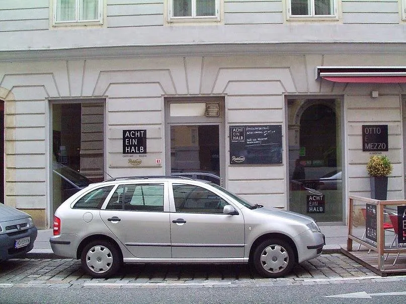 Expert yard maintenance for year-round maintenance in Jacksonville, FL by Fonseca Maintenance Services