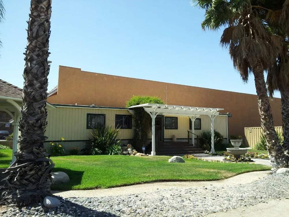 Expert landscape installation in Santa Clarita, CA by Foothill Soils, Inc.