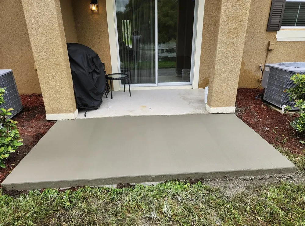 Professional landscaping services in South Daytona, FL by Footman Do It