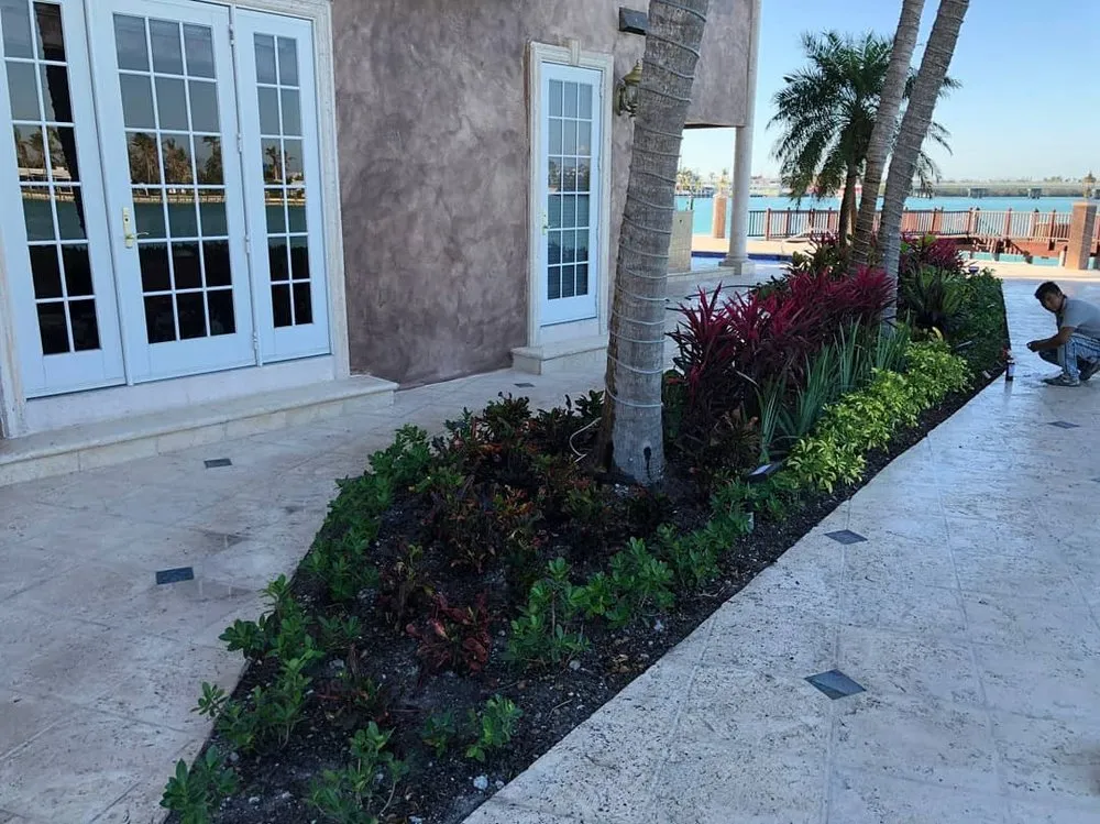 Professional outdoor landscaping in Miami, FL - For Evan's Sake Landscape