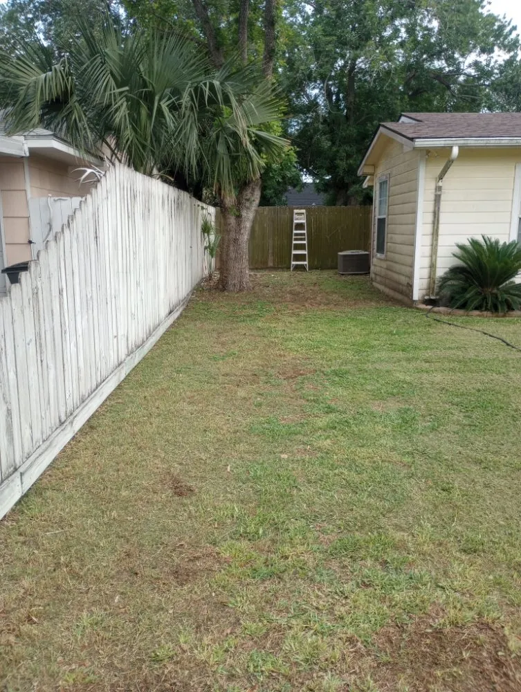 Local lawn mowing service experts serving Springtown, TX - For Heaven's Sake Mowing