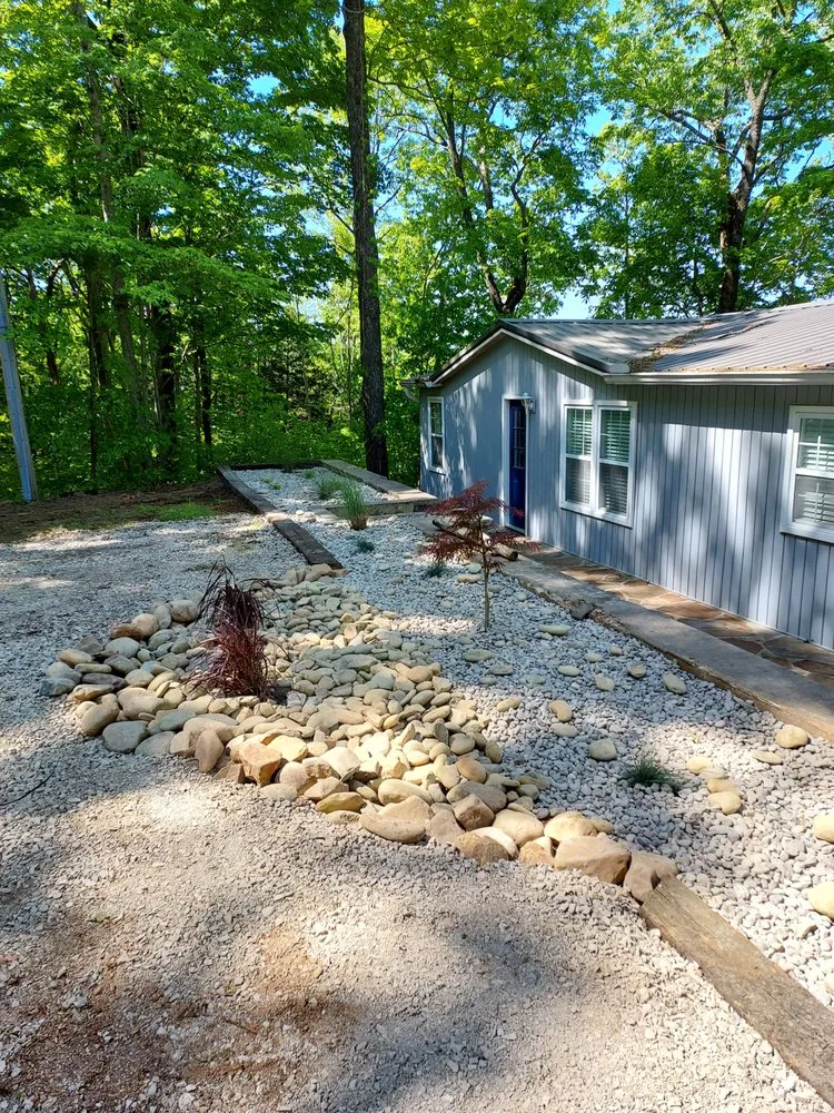 Local residential landscaping experts serving Byrdstown, TN - Ford Lawn Care