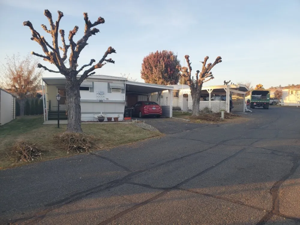 Top-rated residential landscaping in Yakima, WA by Fords Affordable Landscaping And Tree Service