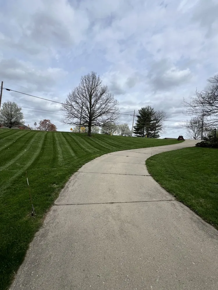 Top-rated lawn mowing service in North Bend, OH - Fore Lawncare