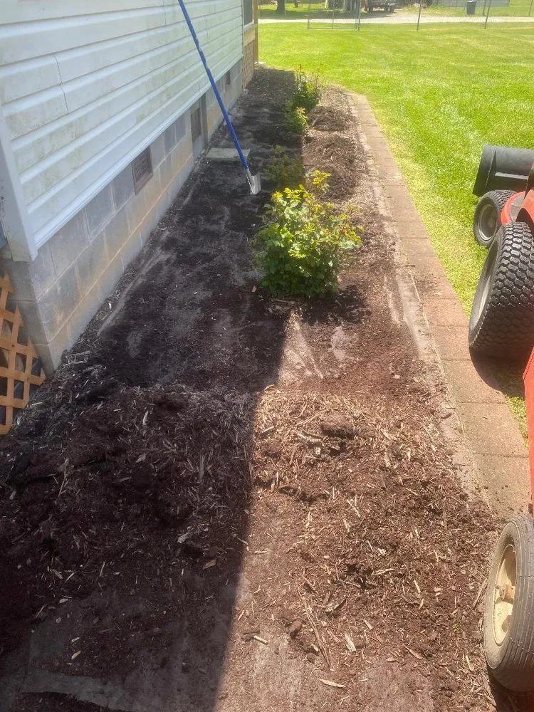 Trusted outdoor landscaping for homes in Charleston, WV by Fore Seasons Lawn Care