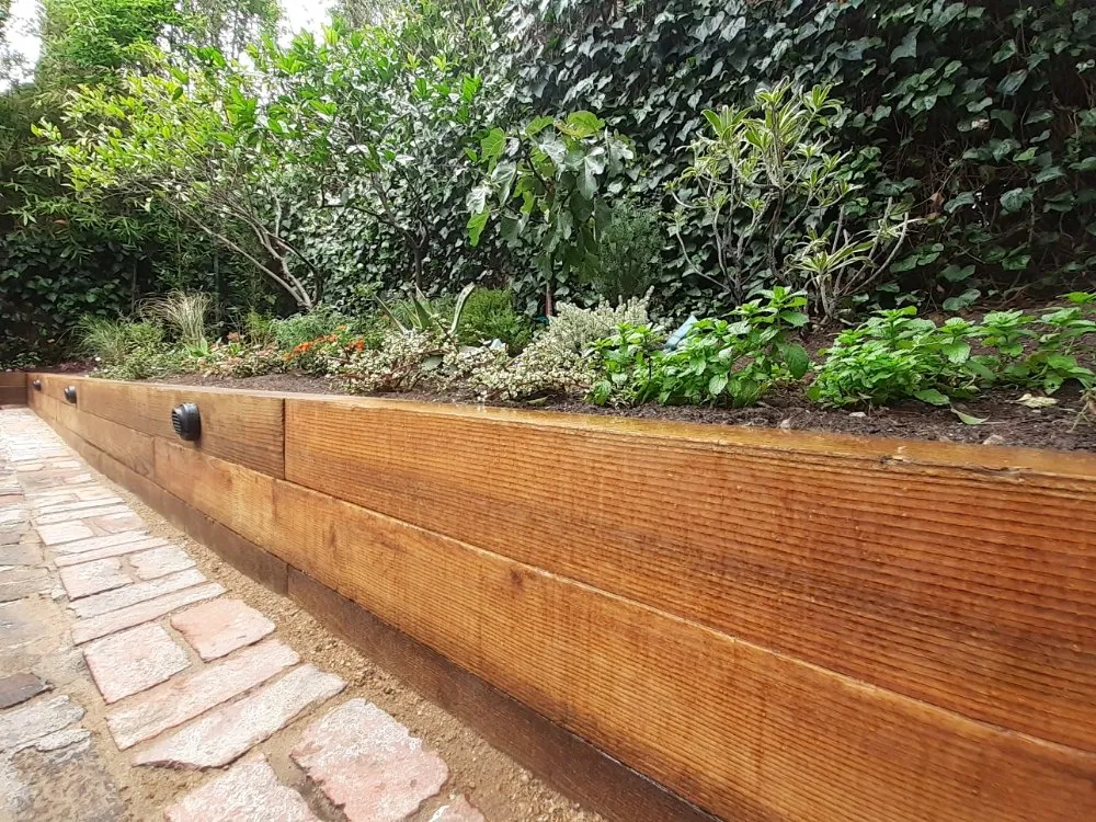 Local residential landscaping for year-round maintenance across Los Angeles, CA - Foregrounds Landscape