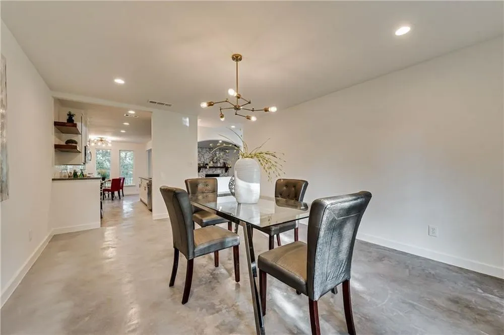 Local landscape installation experts serving Bay Saint Louis, MS - Foreman Coast Living