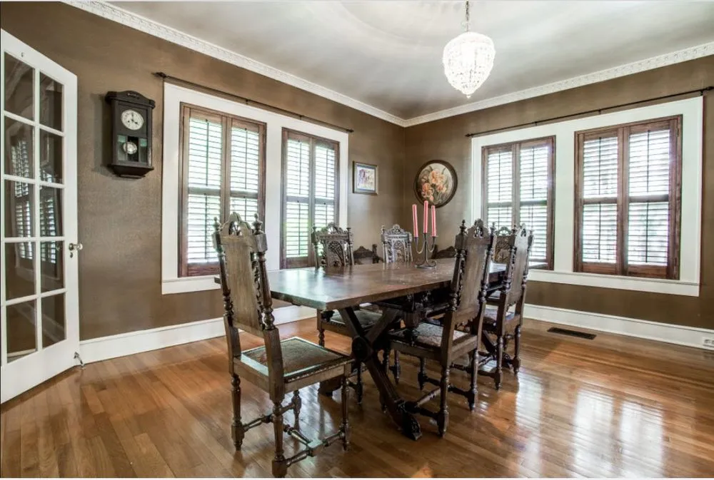 Local yard maintenance for residential properties in Bay Saint Louis, MS by Foreman Coast Living