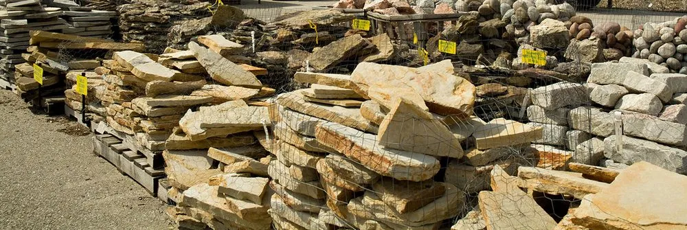 Reliable yard maintenance with custom design across Mooresville, IN - Forest Commodities