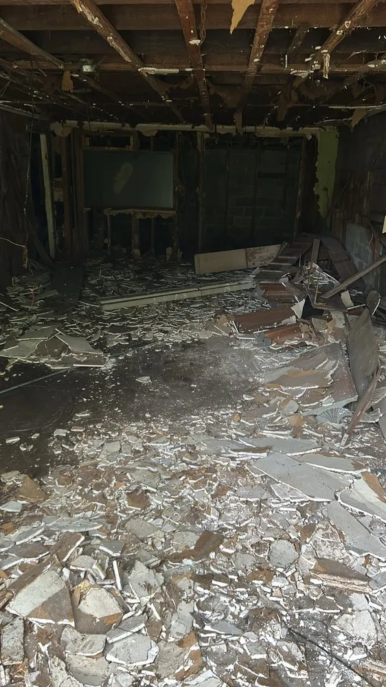 Affordable lawn mowing service for residential properties across Kansas City, MO - Forest Junk Removal