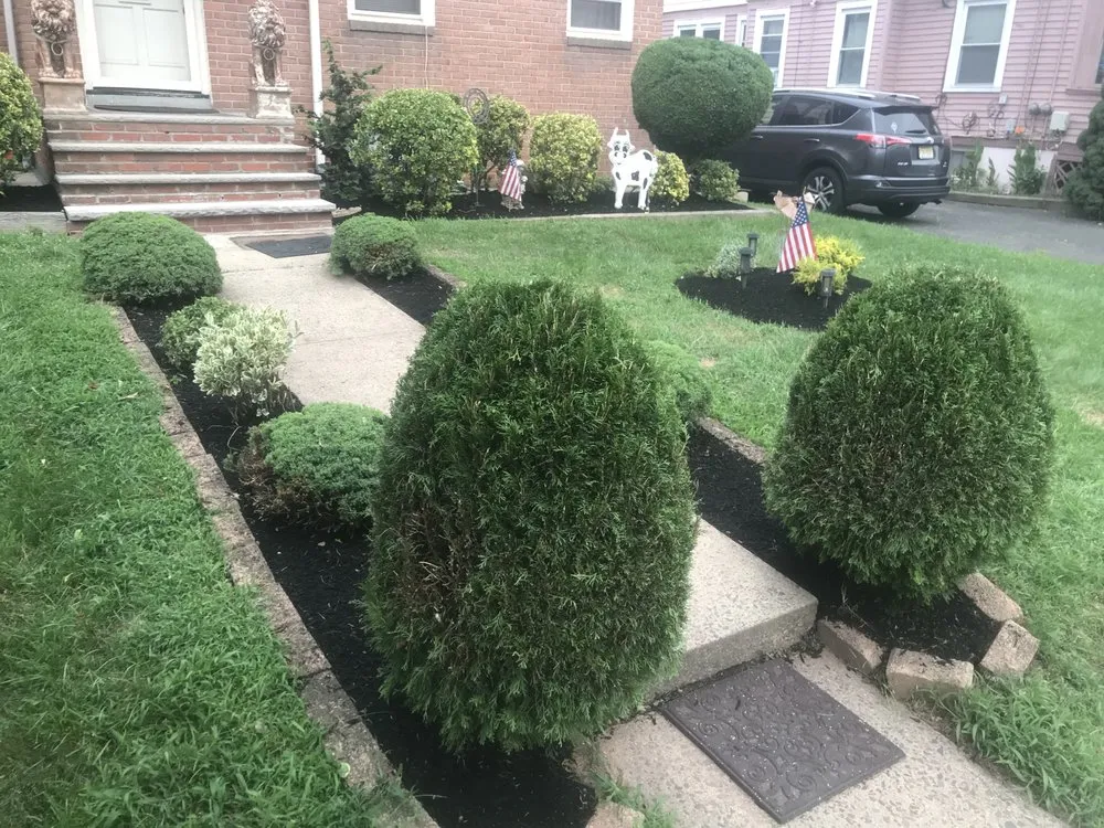 Local outdoor landscaping for beautiful yards across Warren, NJ - Forest Landscape & Construction