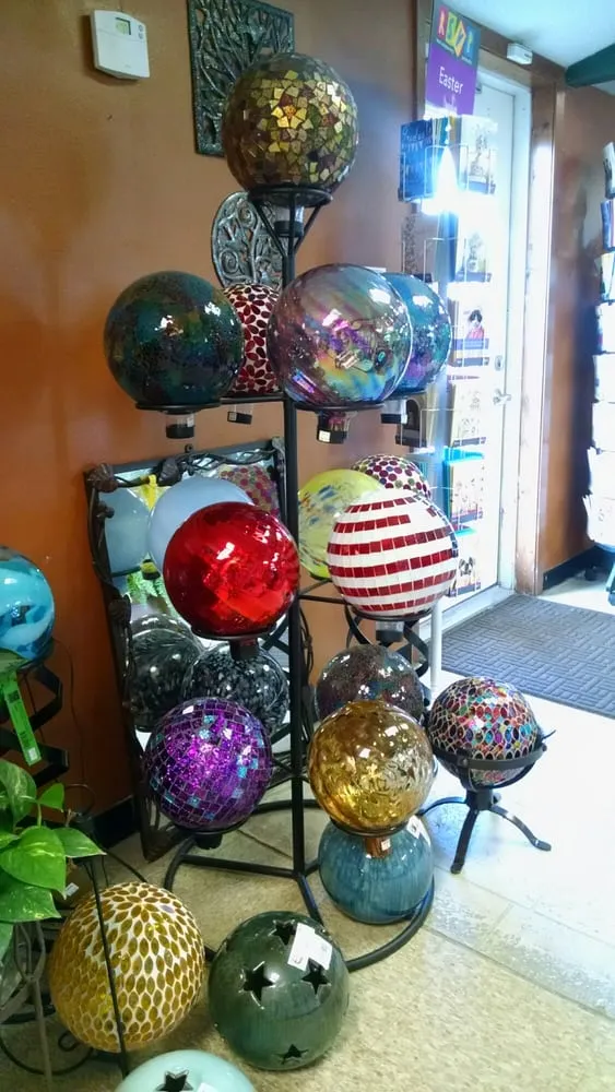 Custom garden landscaping experts serving Coralville, IA - Forever Green