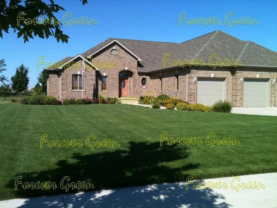 Local garden landscaping experts serving Crown Point, IN - Forever Green Lawn Care
