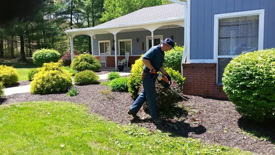 Expert lawn mowing service for beautiful yards across New Castle, VA - Forever Green Lawn Care