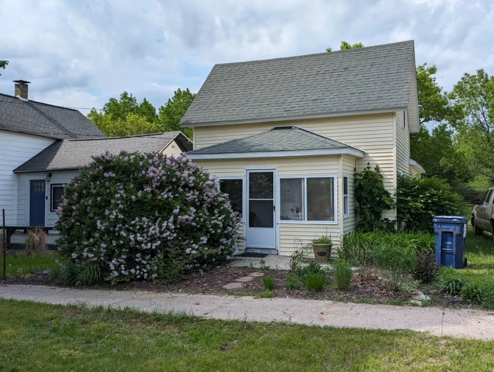 Local residential landscaping in Pellston, MI by Forever Green