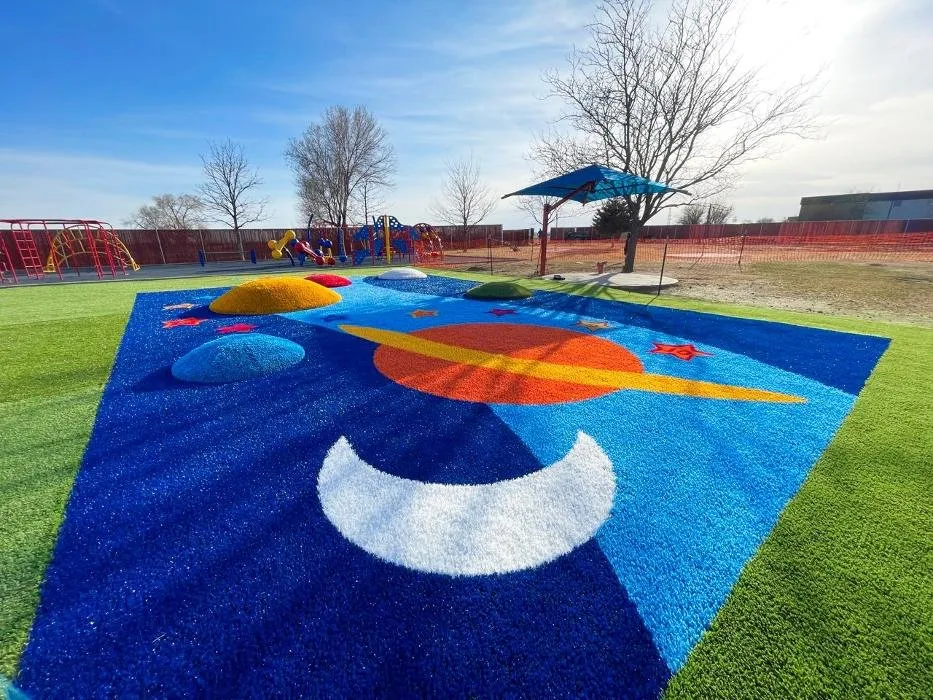 Top-rated yard cleanup service for year-round maintenance in Colorado Springs, CO by ForeverLawn Mile High