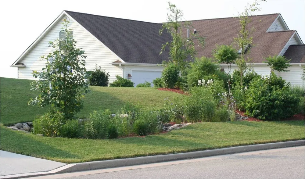 Affordable landscaping services in Evansville, WI by Formecology