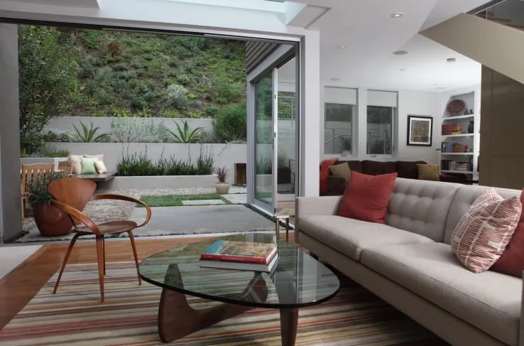 Reliable yard cleanup service in Tujunga, CA by FormLA Landscaping