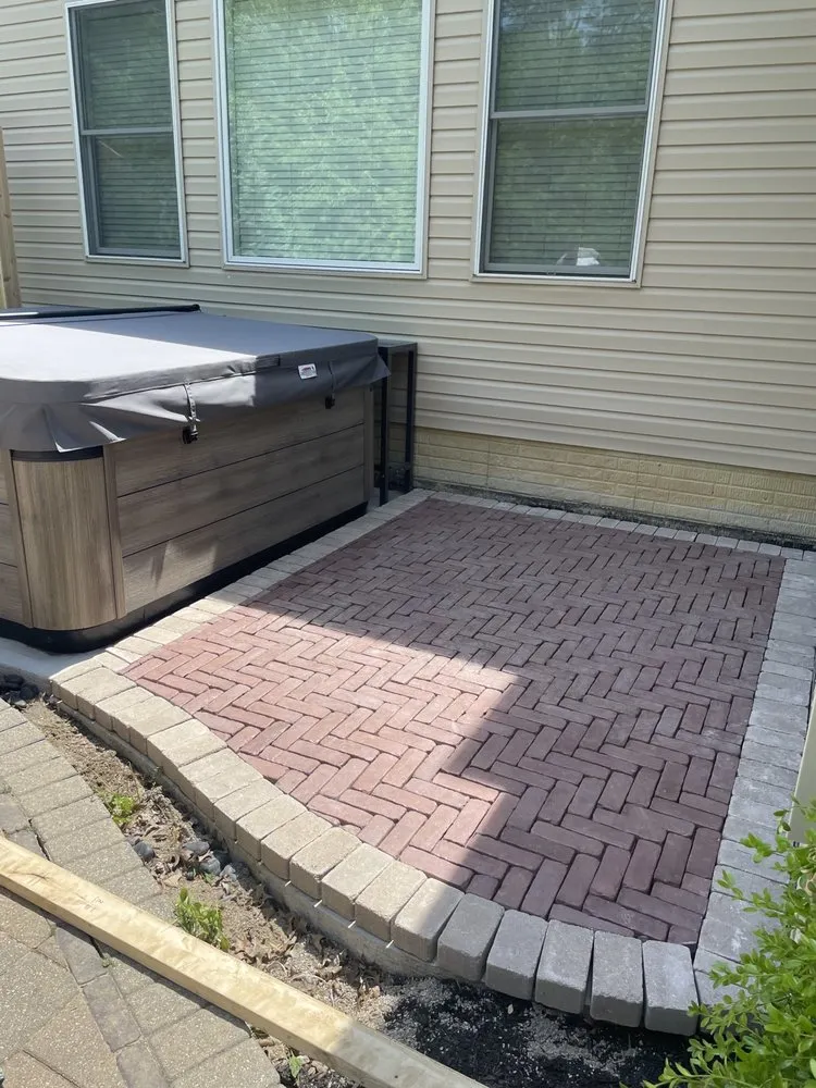 Affordable yard maintenance experts serving Lakewood, OH - Forni Landscaping Arts